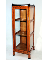 Biedermeier Bücherschrank Nussbaum